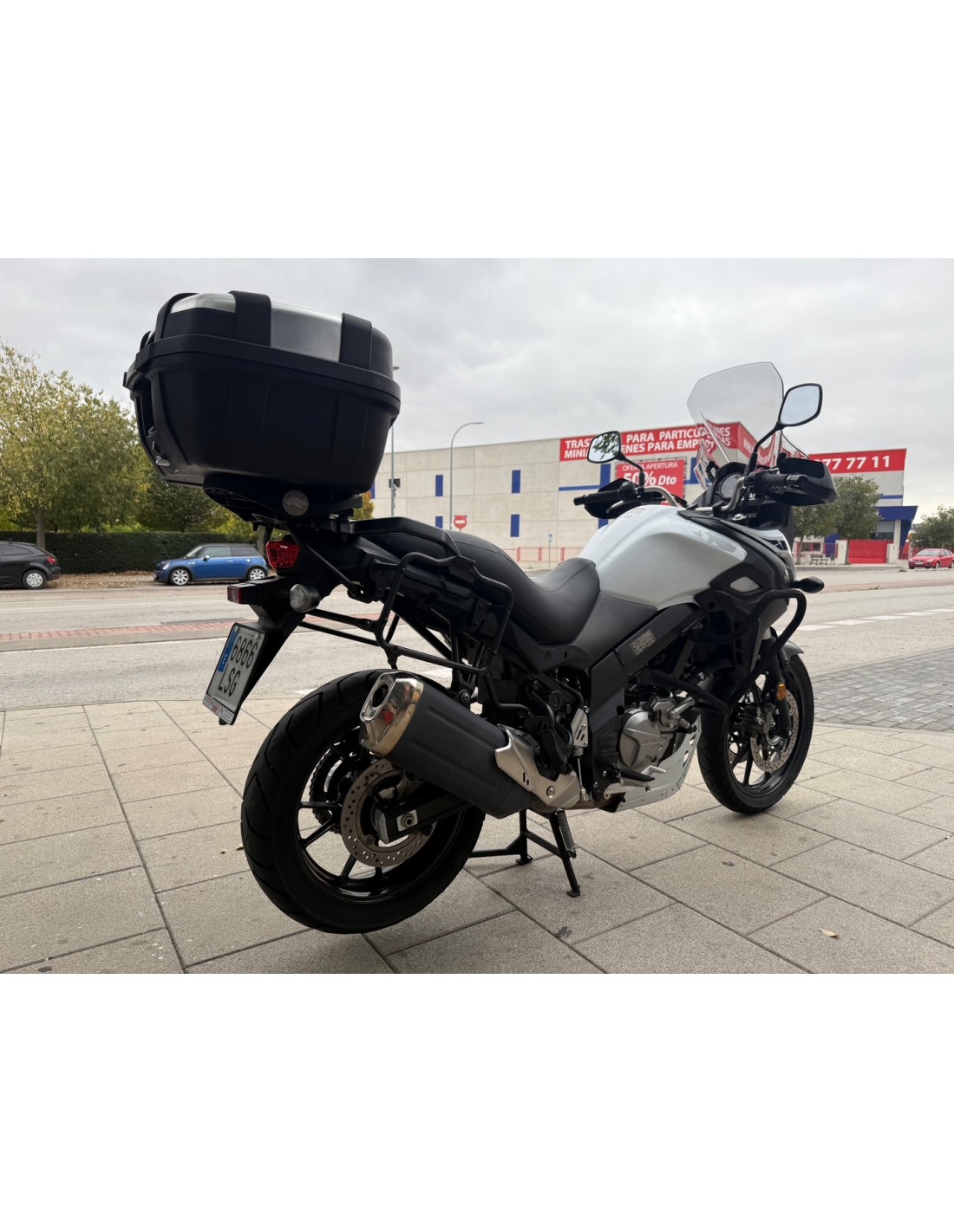 SUZUKI V-STROM 650 AÑO 2021 CON 13.356 KM.