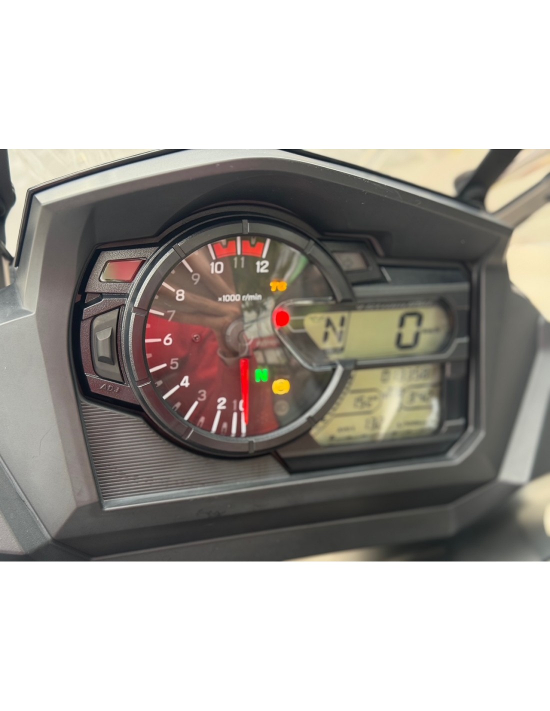 SUZUKI V-STROM 650 AÑO 2021 CON 13.356 KM.