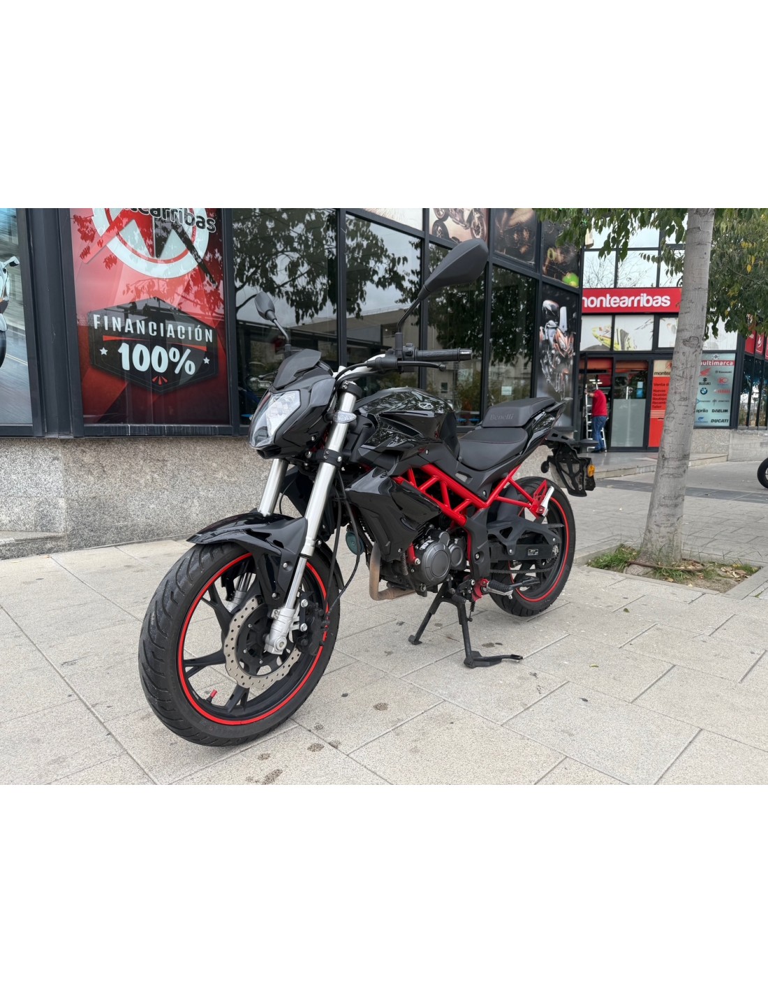 BENELLI BN 125 AÑO 2020 CON 24.003 KM.