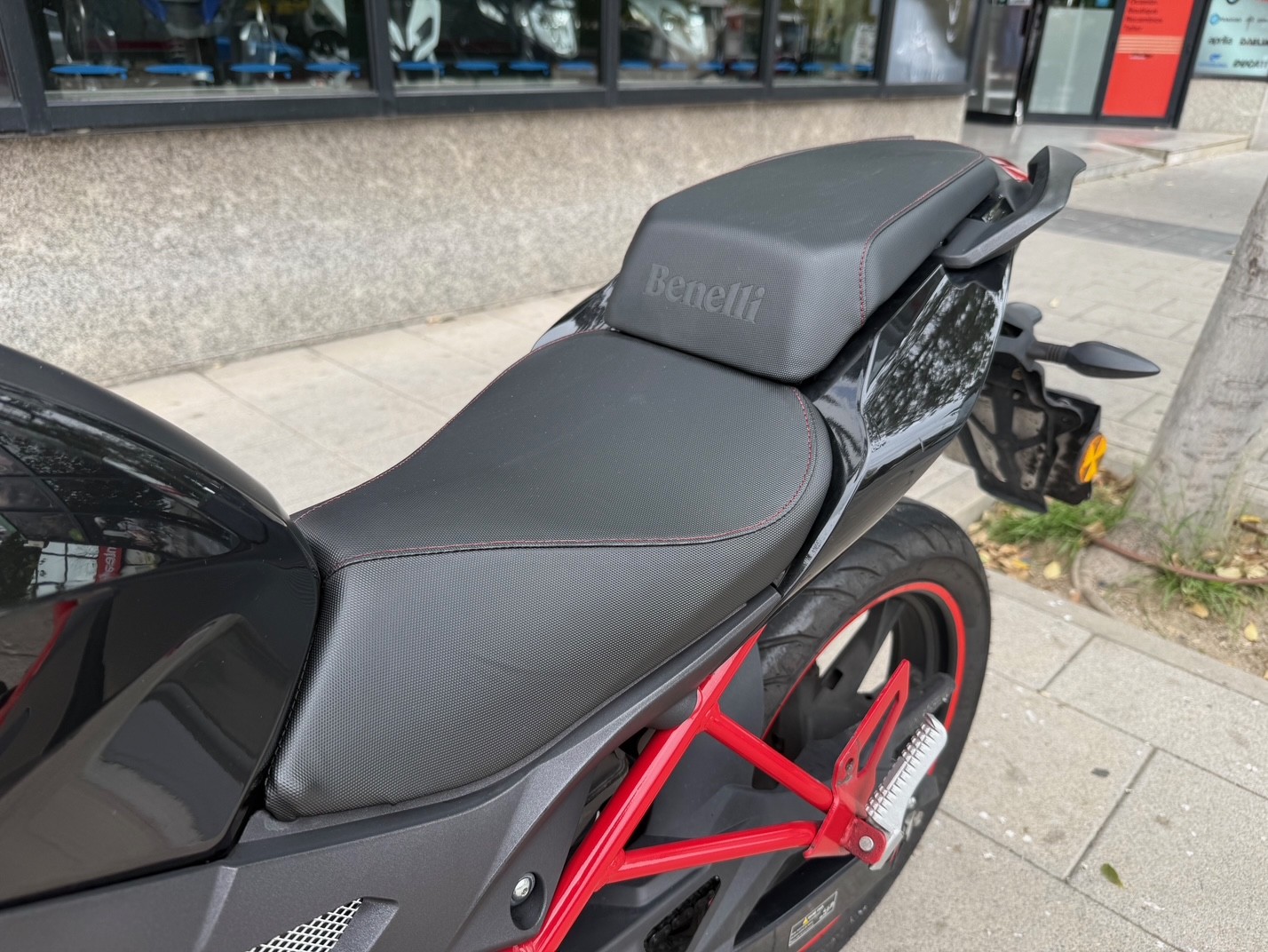 BENELLI BN 125 AÑO 2020 CON 24.003 KM.