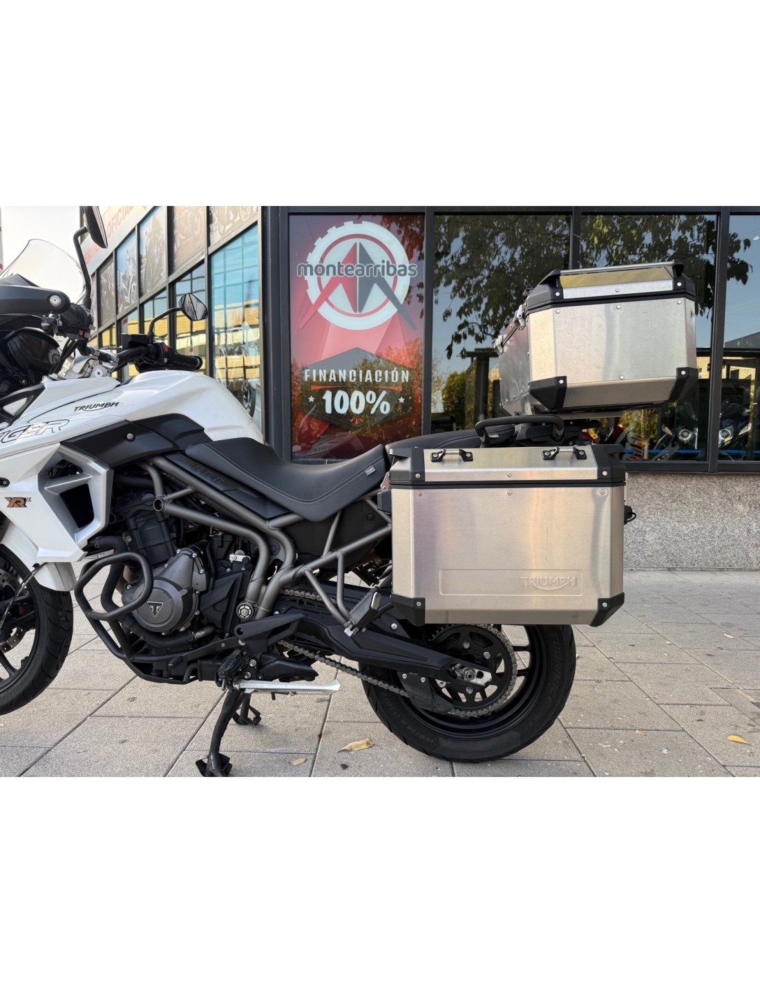 TRIUMPH TIGER 800 XRX AÑO 2019 CON 49.522 KM.