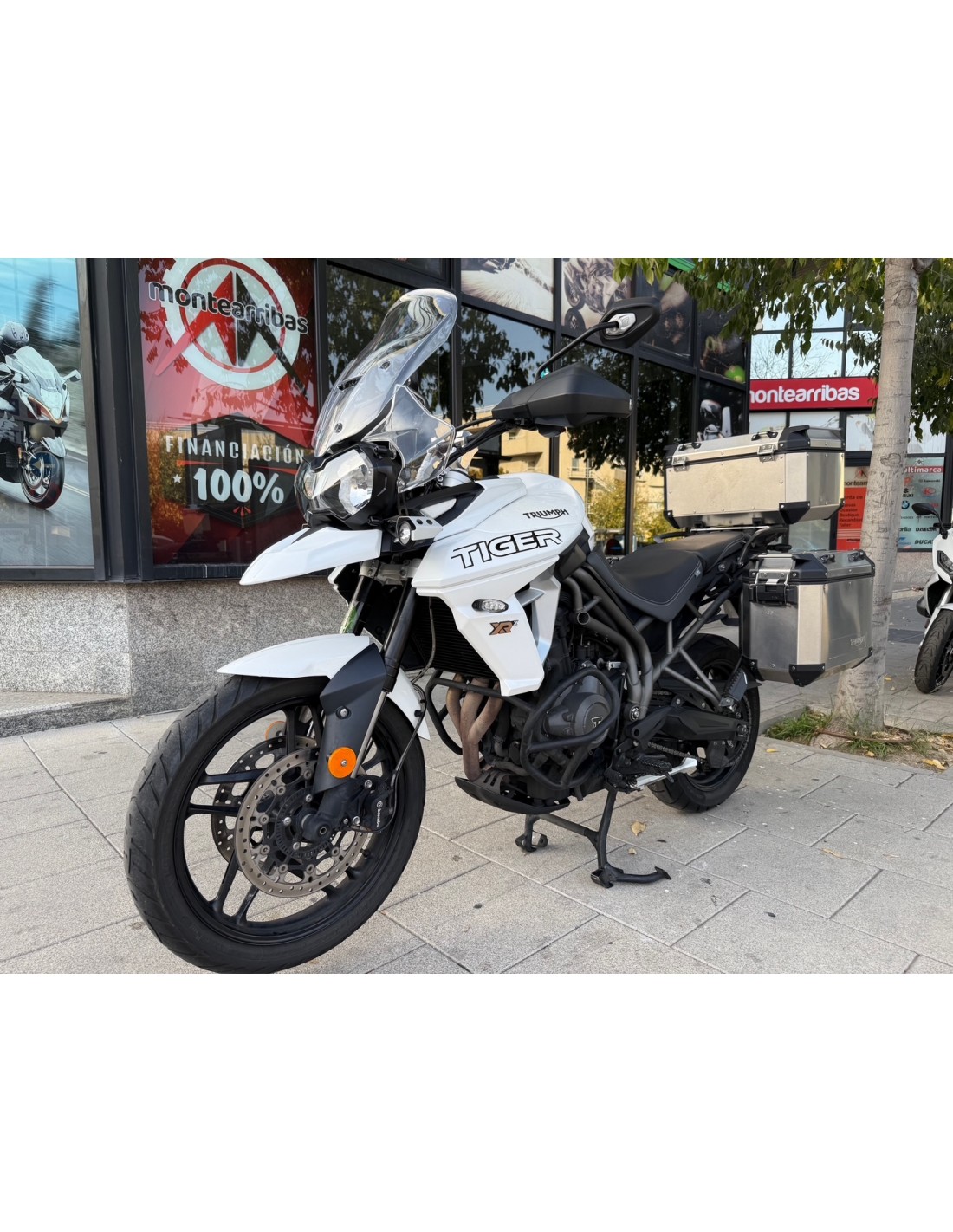 TRIUMPH TIGER 800 XRX AÑO 2019 CON 49.522 KM.