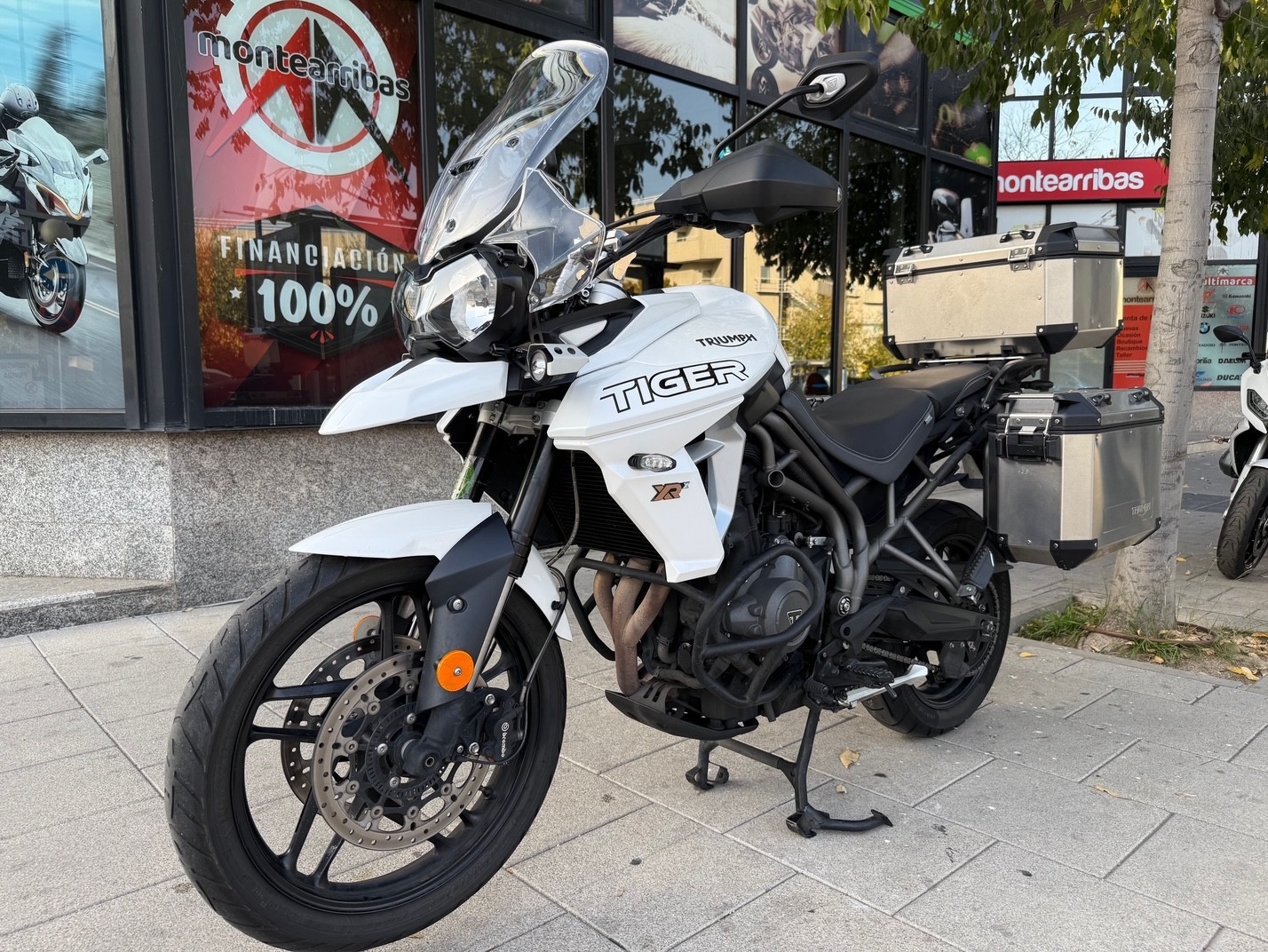 TRIUMPH TIGER 800 XRX AÑO 2019 CON...