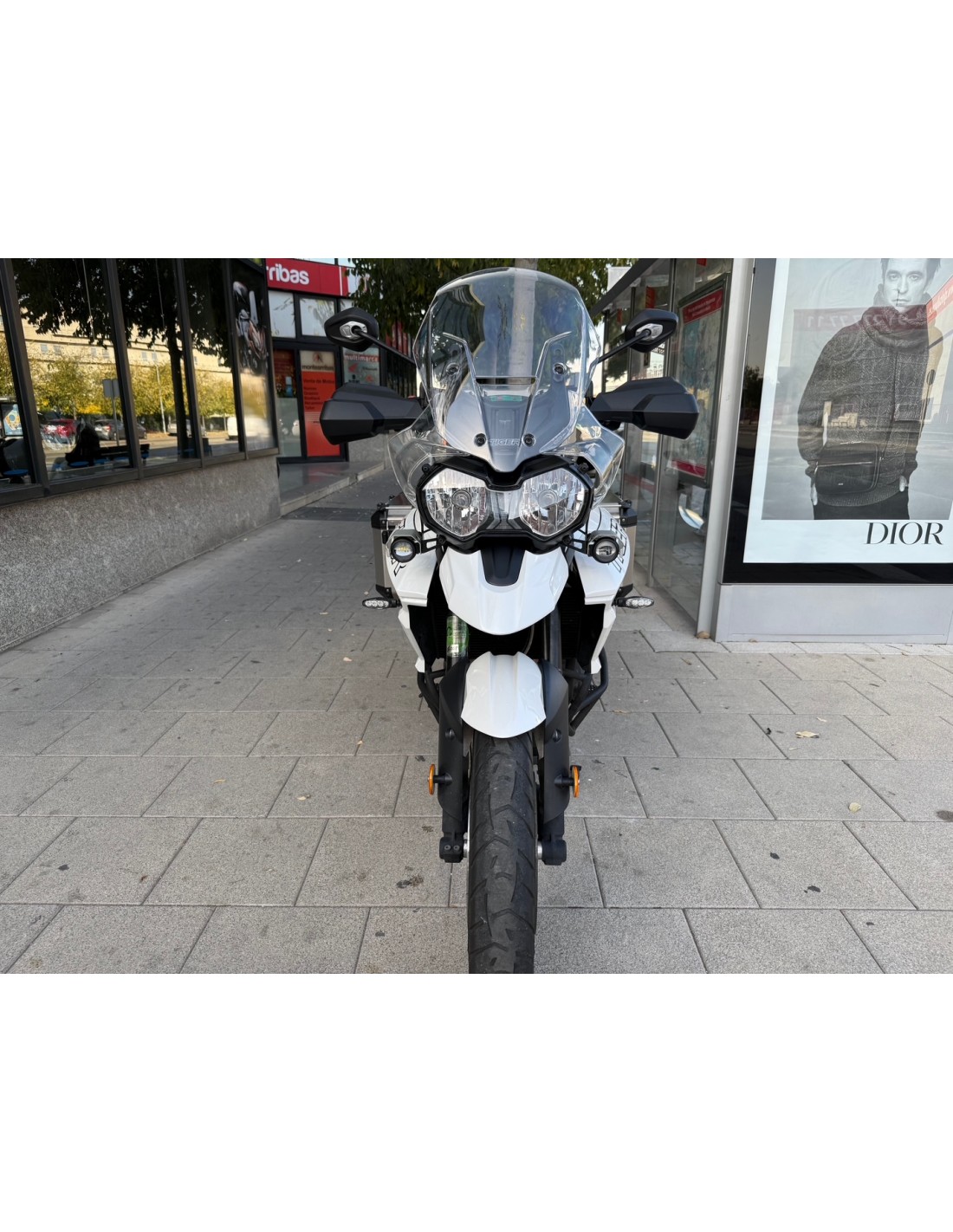 TRIUMPH TIGER 800 XRX AÑO 2019 CON 49.522 KM.