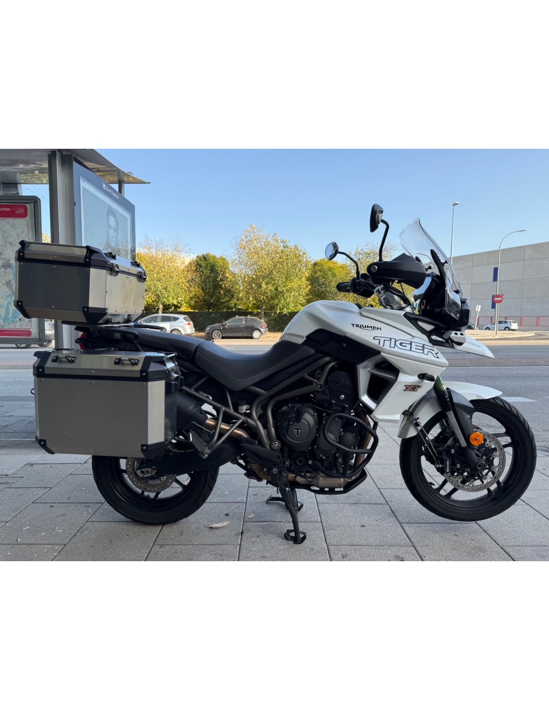 TRIUMPH TIGER 800 XRX AÑO 2019 CON 49.522 KM.