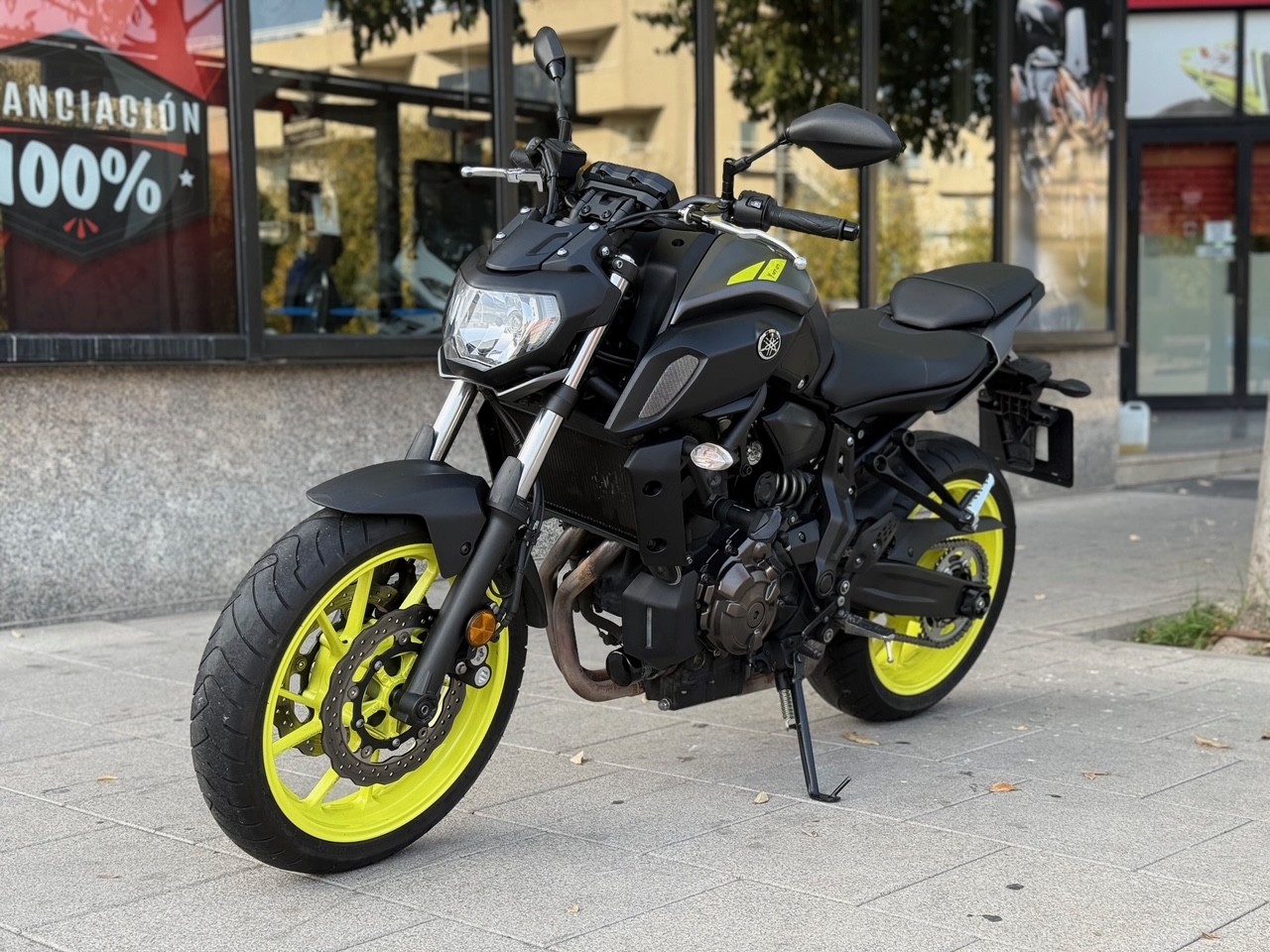 YAMAHA MT-07 ABS AÑO 2018 CON 17.596 KM.