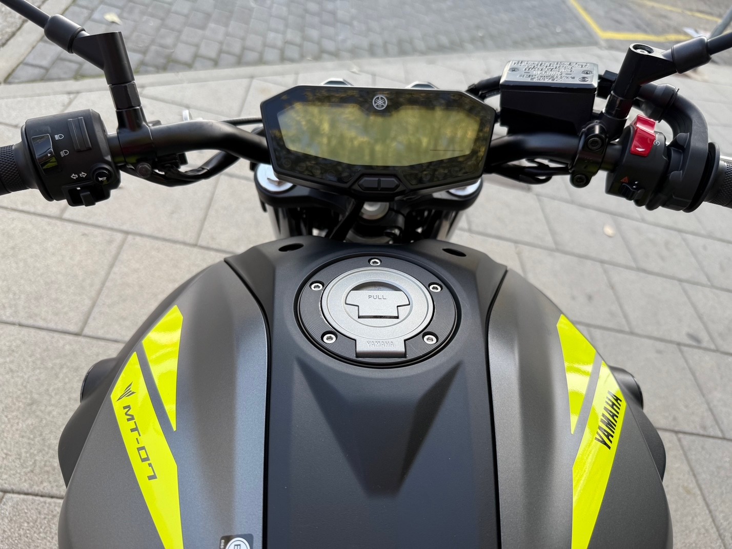 YAMAHA MT-07 ABS AÑO 2018 CON 17.596 KM.