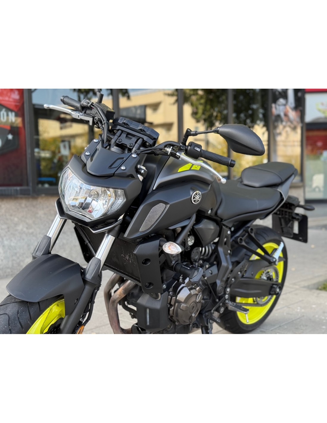 YAMAHA MT-07 ABS AÑO 2018 CON 17.596 KM.