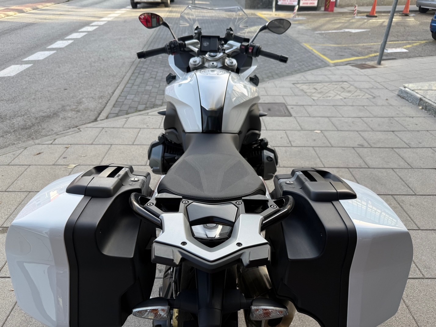 BMW R 1250 RS AÑO 2021 CON 44.590 KM.