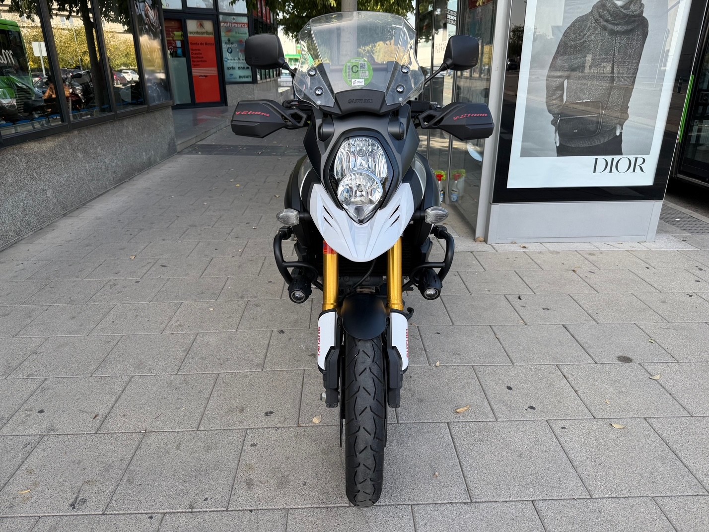 SUZUKI V-STROM 1000 AÑO 2016 CON...