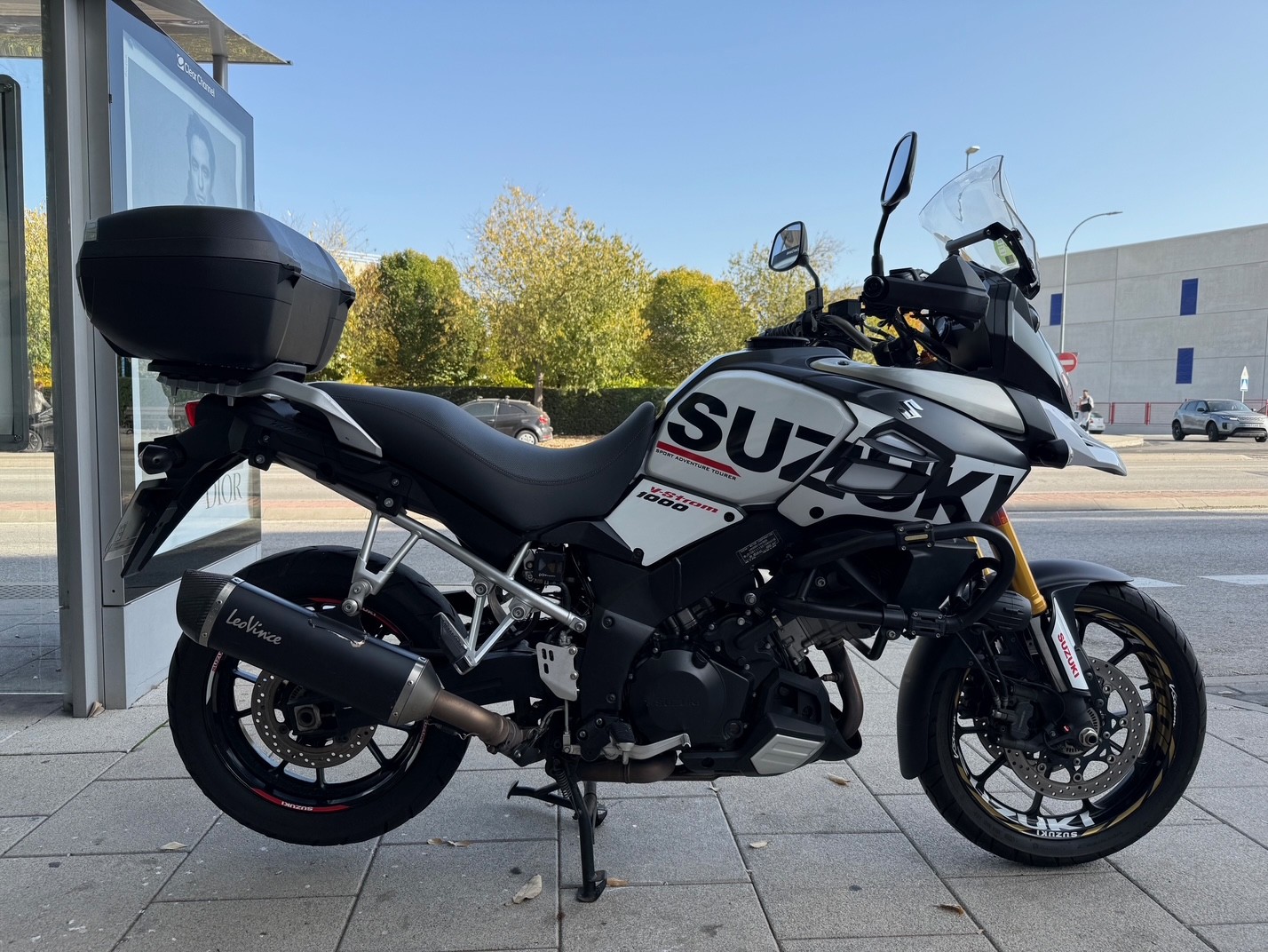 SUZUKI V-STROM 1000 AÑO 2016 CON...