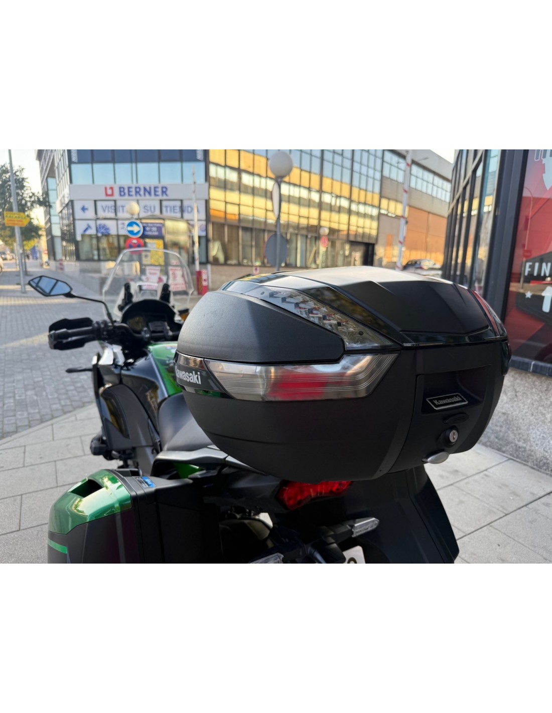 KAWASAKI VERSYS 1000 SE  AÑO 2021 CON 27.894 KM.