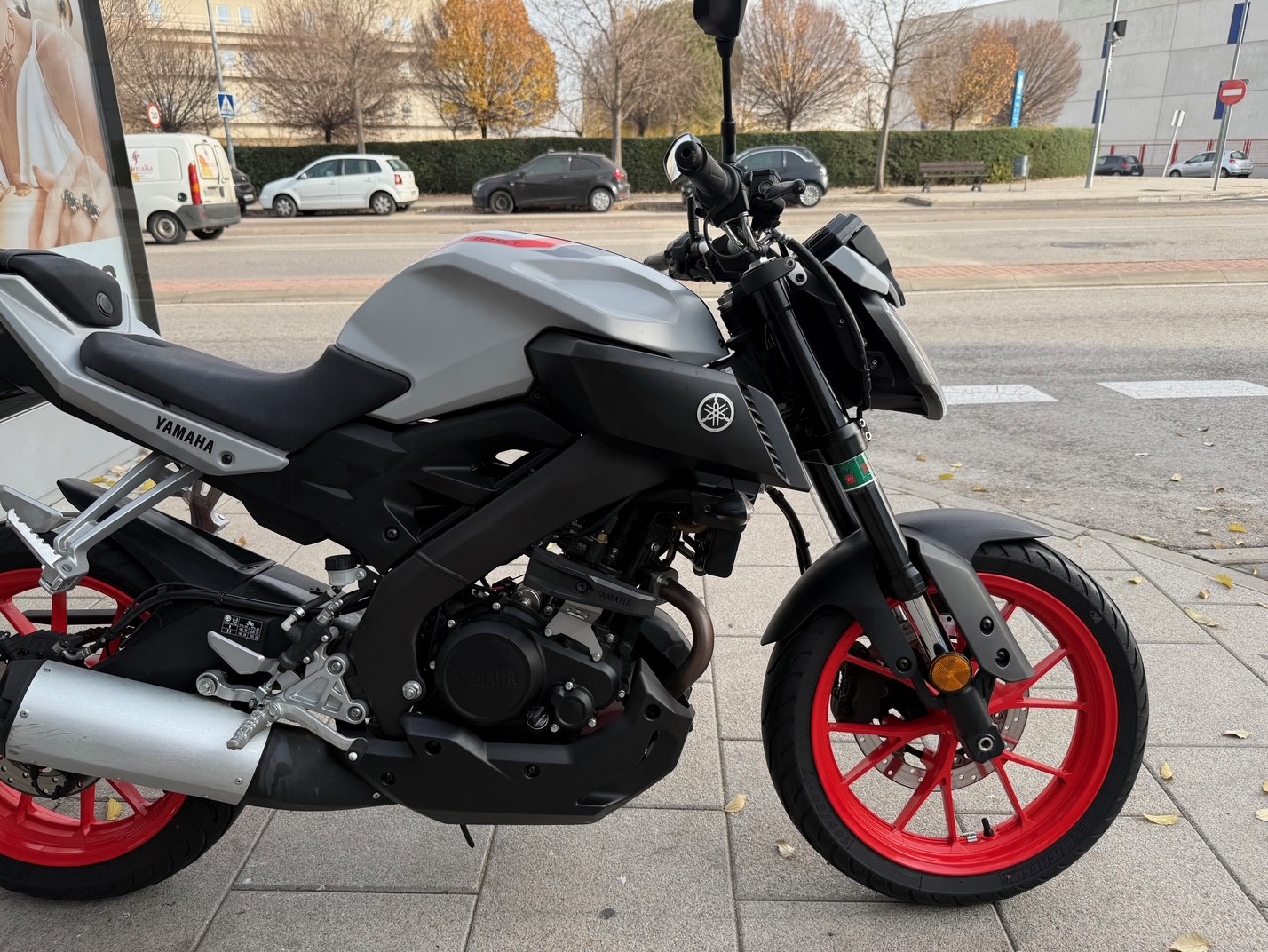 YAMAHA MT-125 AÑO 2019 CON 15.382 KM.