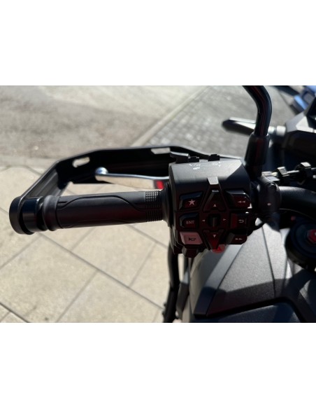 HONDA AFRICA TWIN 1100 AÑO 2024 CON 7.981 KM.