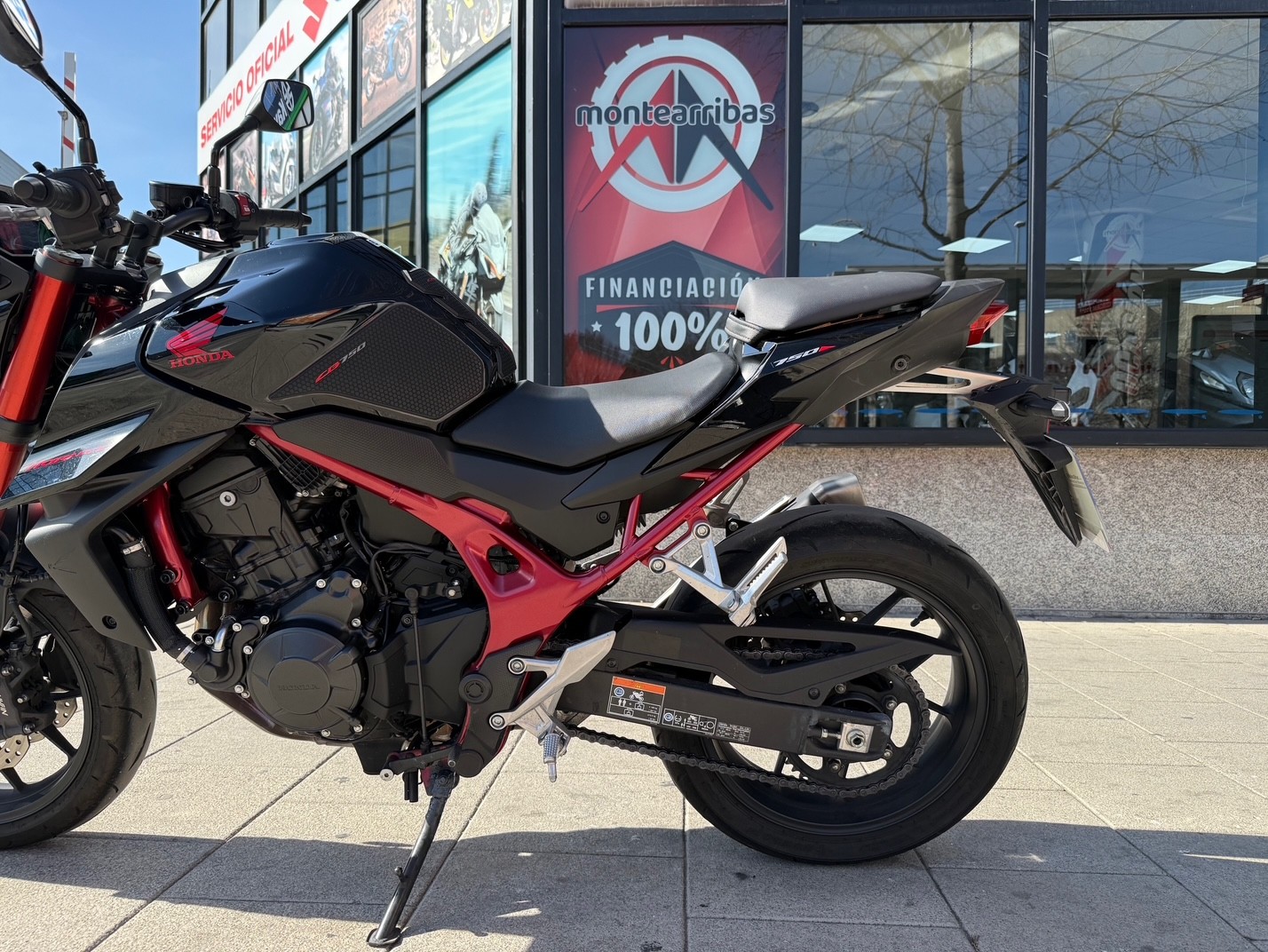 HONDA CB 750 HORNET AÑO 2023 CON...