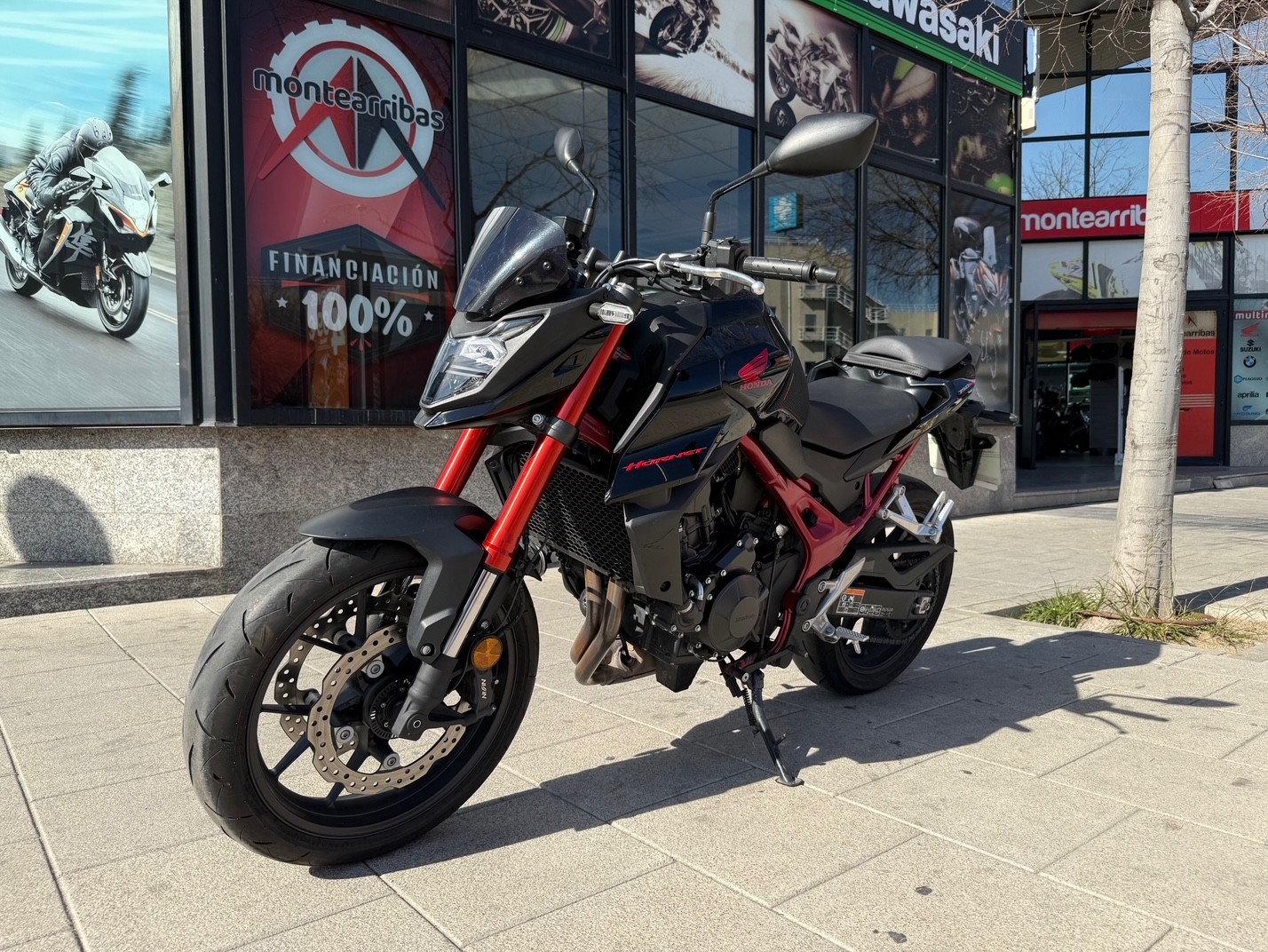 HONDA CB 750 HORNET AÑO 2023 CON...
