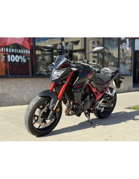 HONDA CB 750 HORNET AÑO 2023 CON 15.238 KM.
