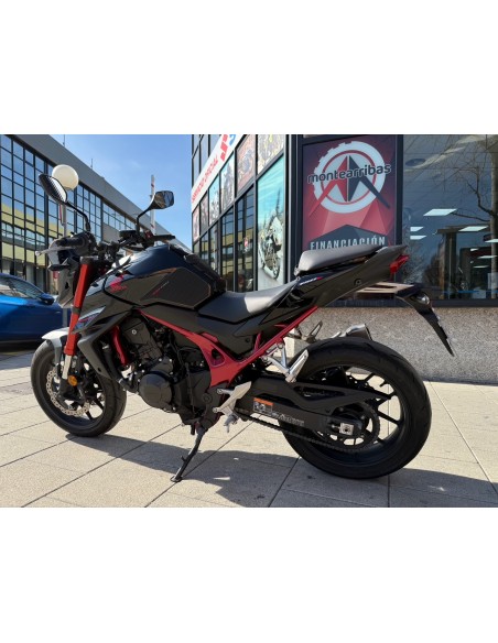 HONDA CB 750 HORNET AÑO 2023 CON 15.238 KM.