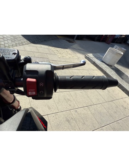 HONDA CB 750 HORNET AÑO 2023 CON 15.238 KM.