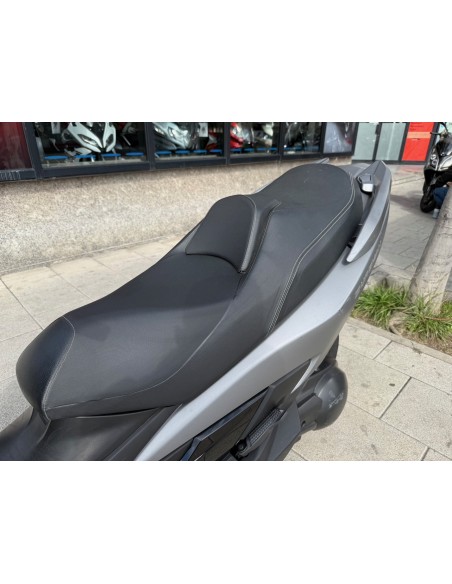 SUZUKI BURGMAN 400 AÑO 2019 CON 18.854 KM.