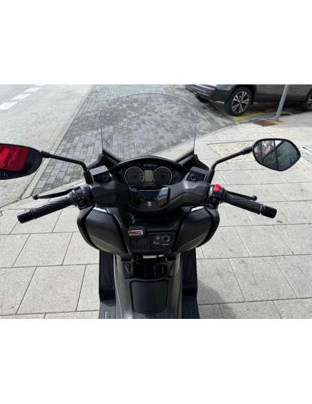 SUZUKI BURGMAN 400 AÑO 2019 CON 18.854 KM.