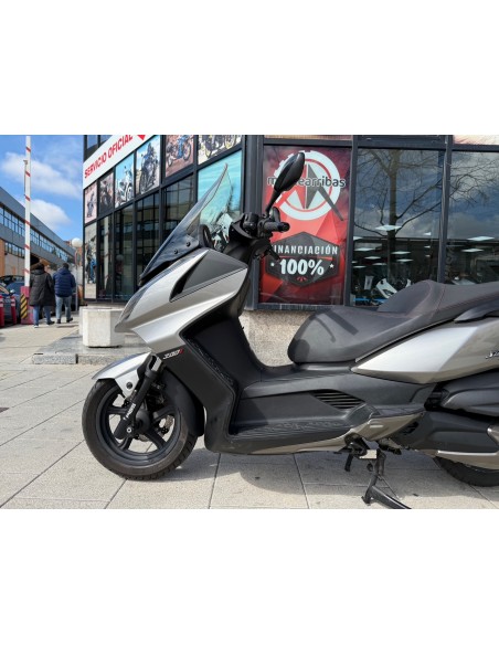 KYMCO SUPER DINK 300 ABS AÑO 2012 CON 33.513 KM.