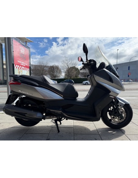 KYMCO SUPER DINK 300 ABS AÑO 2012 CON 33.513 KM.