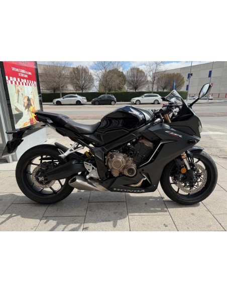 HONDA CBR 650 R AÑO 2021 CON 8.580 KM.