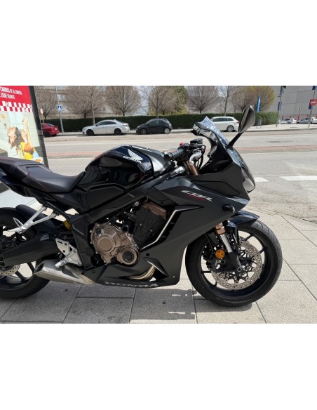 HONDA CBR 650 R AÑO 2021 CON 8.580 KM.