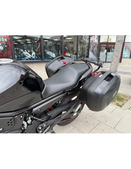 YAMAHA XJ6 AÑO 2013 CON 15.424 KM.