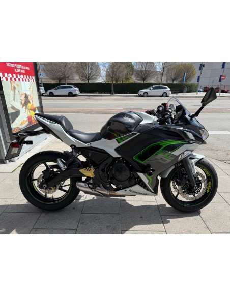 KAWASAKI NINJA 650 AÑO 2022 CON 7.939 KM.