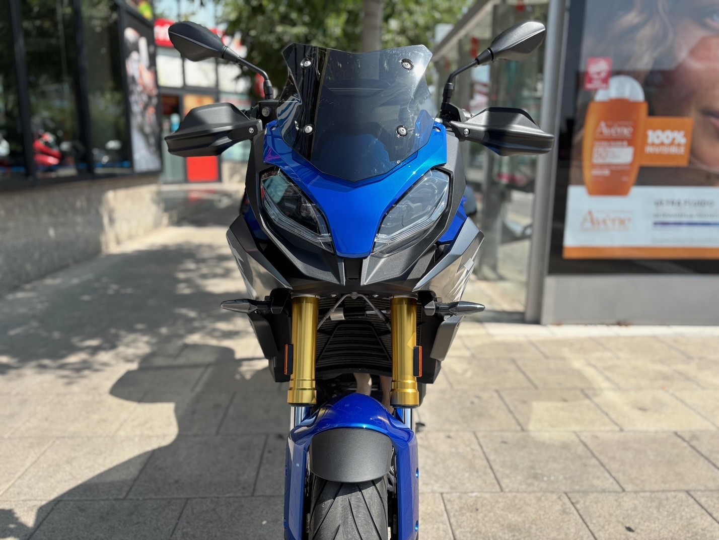 BMW F 900 XR AÑO 2023 CON 29.252 KM.