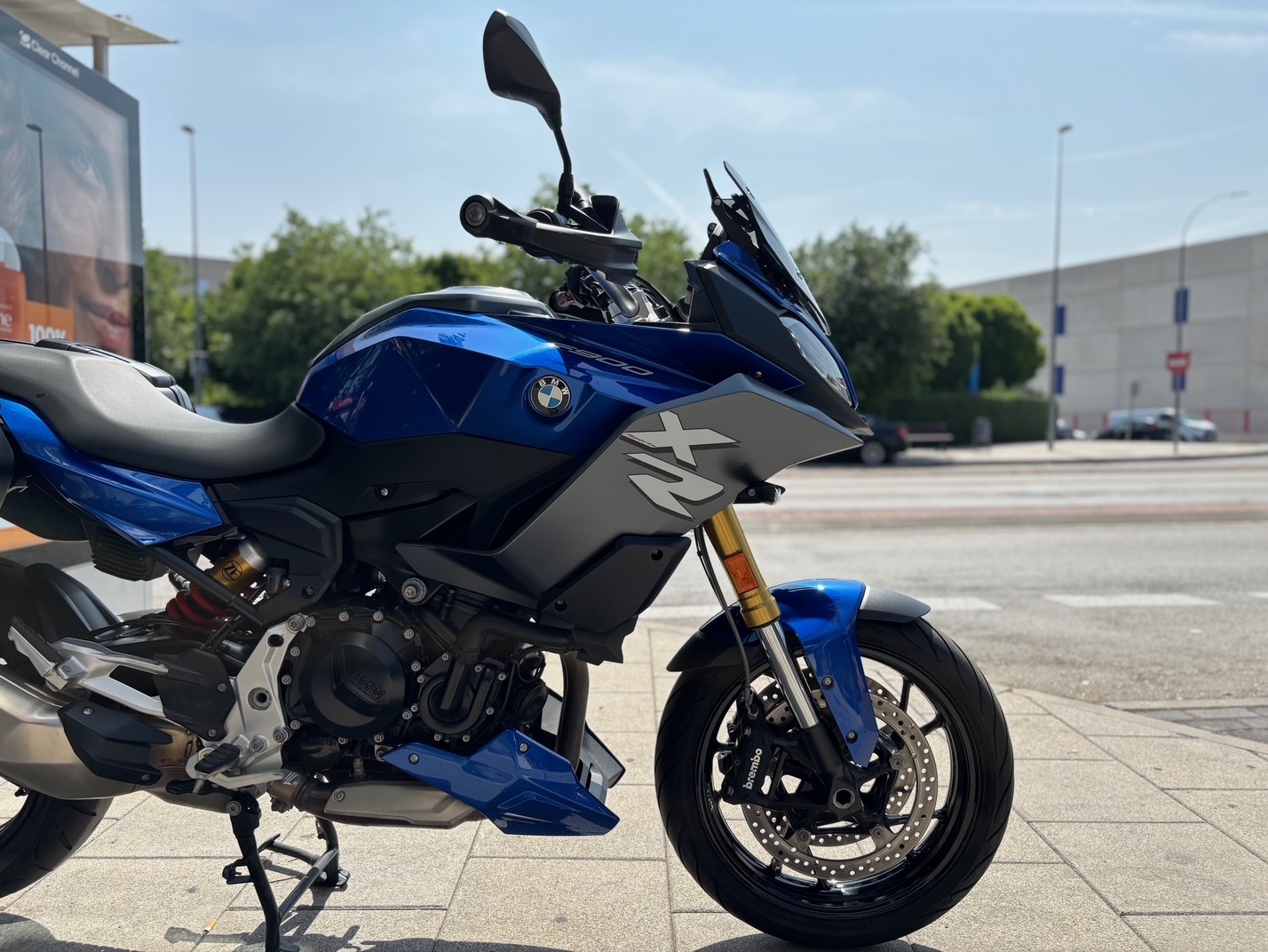 BMW F 900 XR AÑO 2023 CON 29.252 KM.
