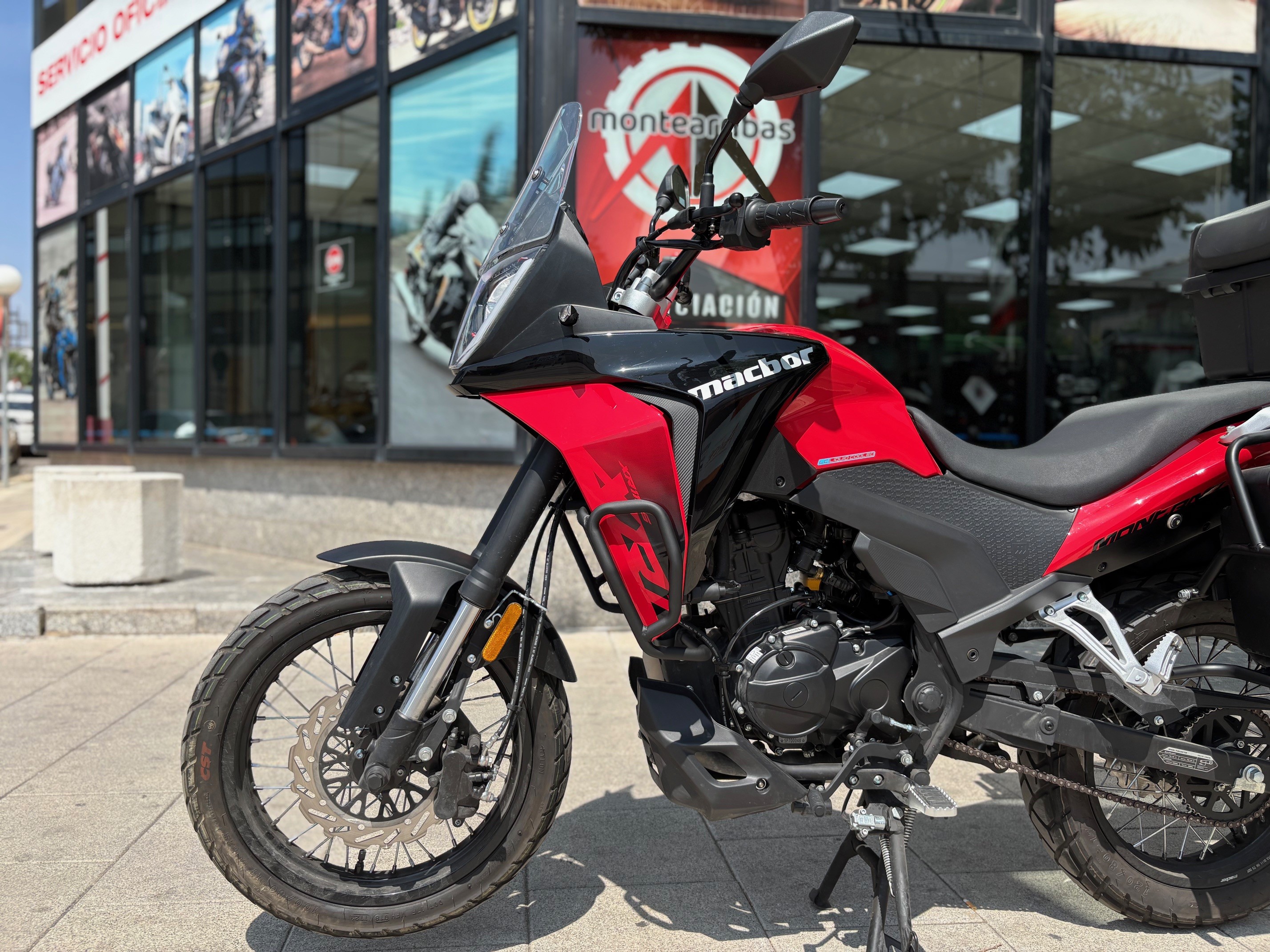 MACBOR MONTANA XR1 AÑO 2024 CON 4.414...