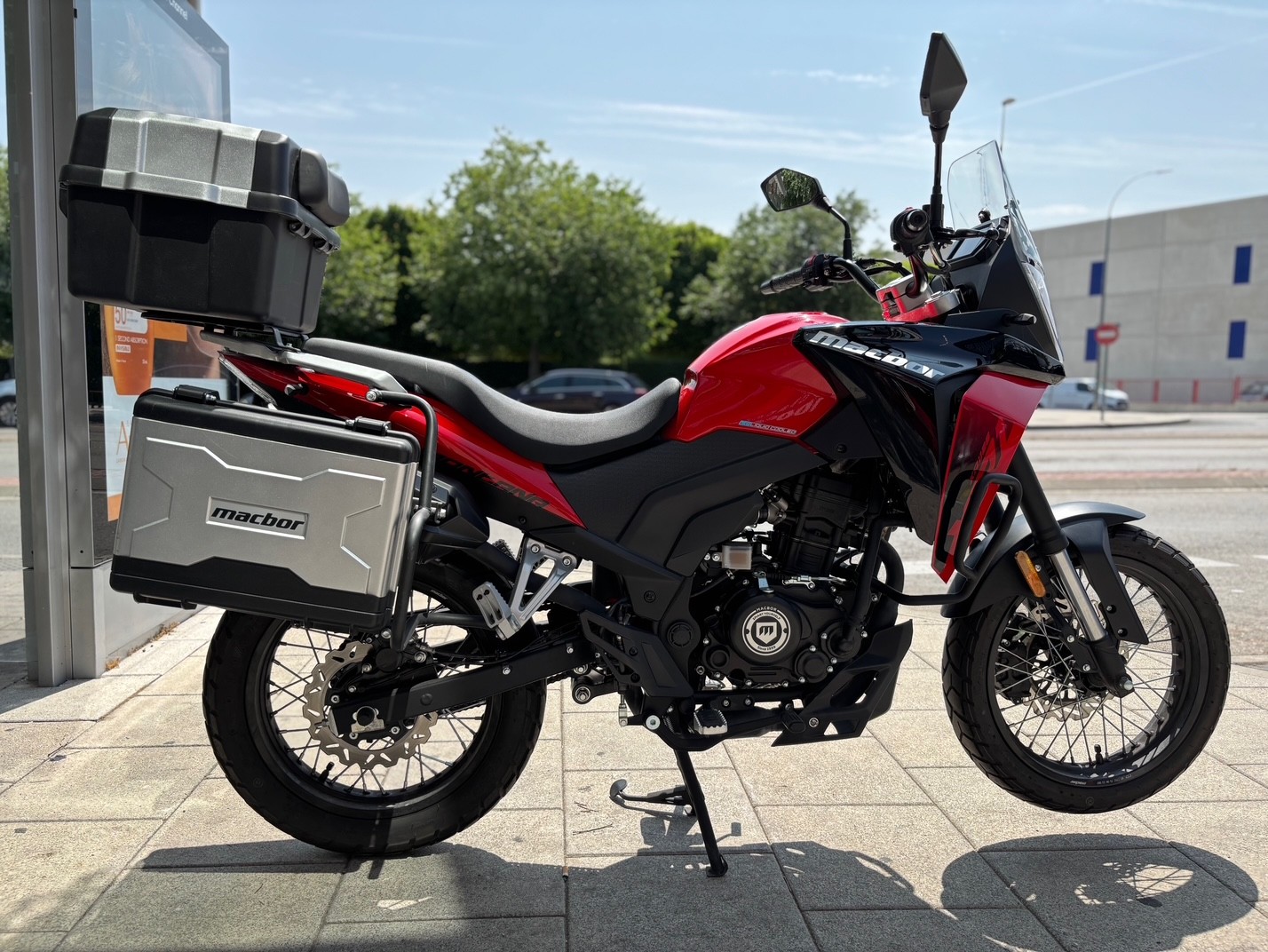 MACBOR MONTANA XR1 AÑO 2024 CON 4.414...
