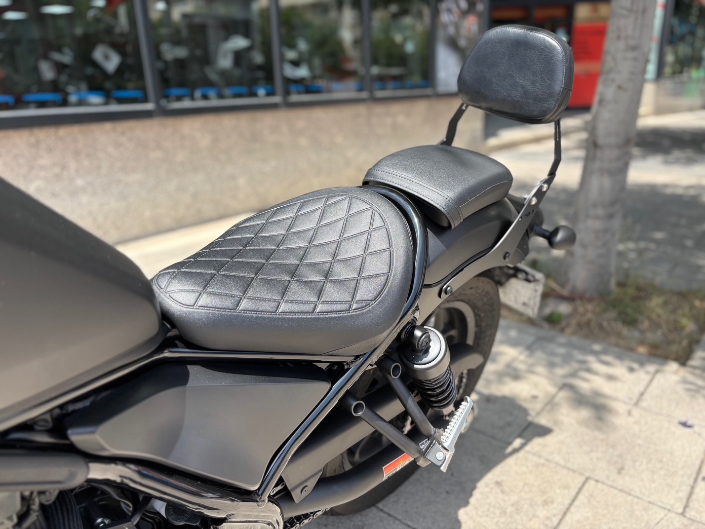 HONDA REBEL 500 EDICIÓN ESPECIAL SE...