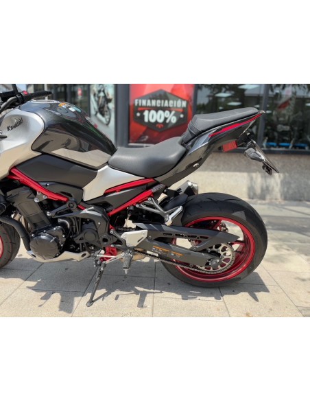 KAWASAKI Z 900 AÑO 2023 CON 1.395 KM.