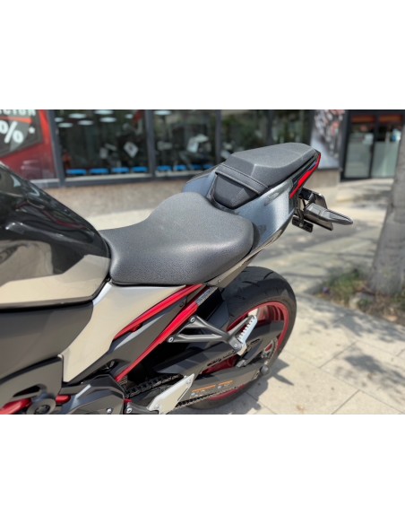 KAWASAKI Z 900 AÑO 2023 CON 1.395 KM.