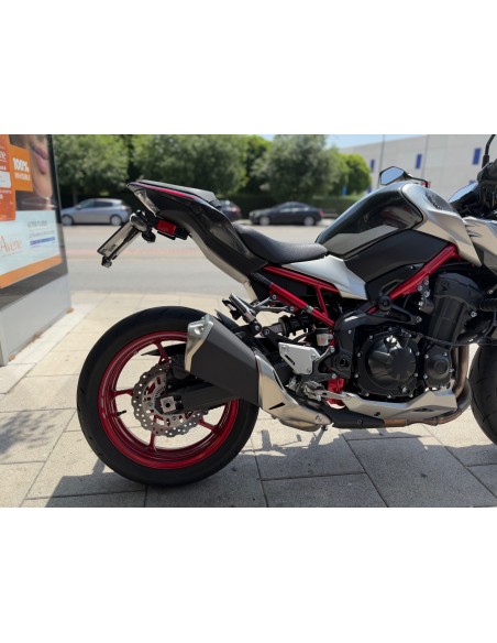 KAWASAKI Z 900 AÑO 2023 CON 1.395 KM.