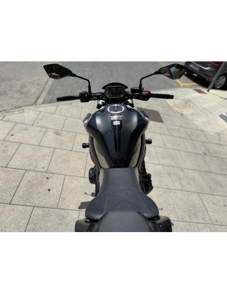 KAWASAKI Z 900 AÑO 2023 CON 1.395 KM.