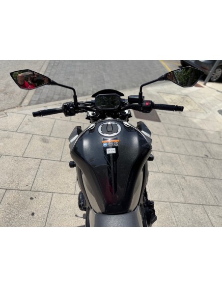 KAWASAKI Z 900 AÑO 2023 CON 1.395 KM.