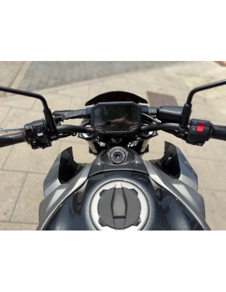 KAWASAKI Z 900 AÑO 2023 CON 1.395 KM.