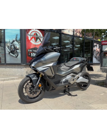 HONDA FORZA 750 AÑO 2023 CON 8.092 KM.