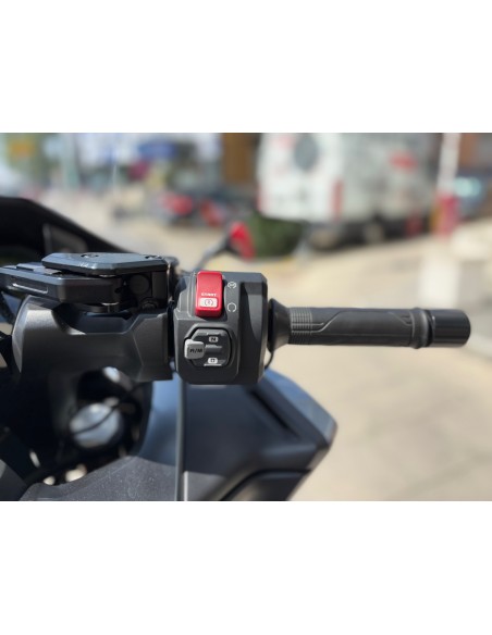 HONDA FORZA 750 AÑO 2023 CON 8.092 KM.
