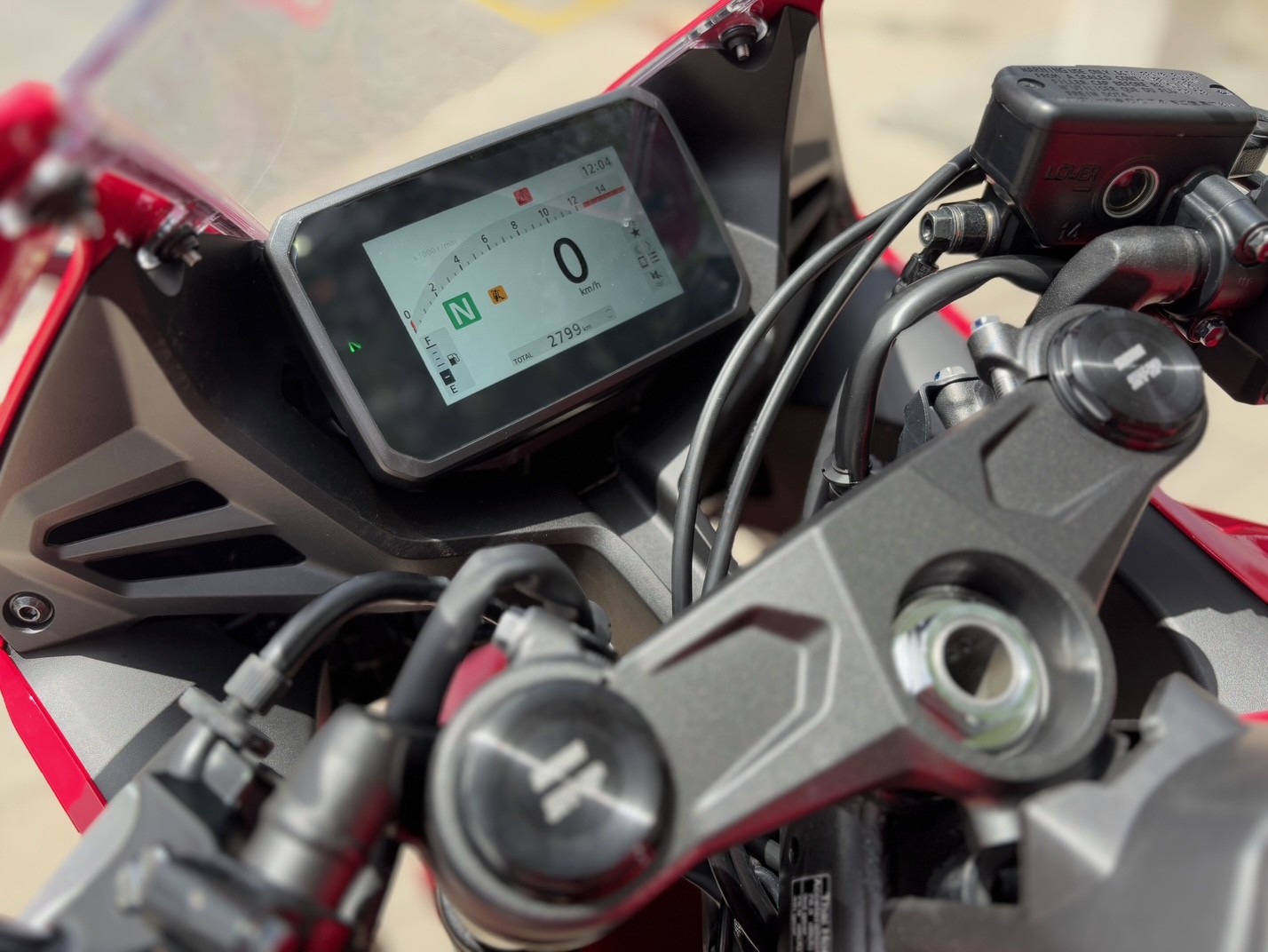 HONDA CBR 650 R E-CLUTCH AÑO 2024 CON...
