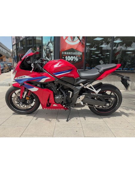 HONDA CBR 650 R E-CLUTCH AÑO 2024 CON 2.799 KM.