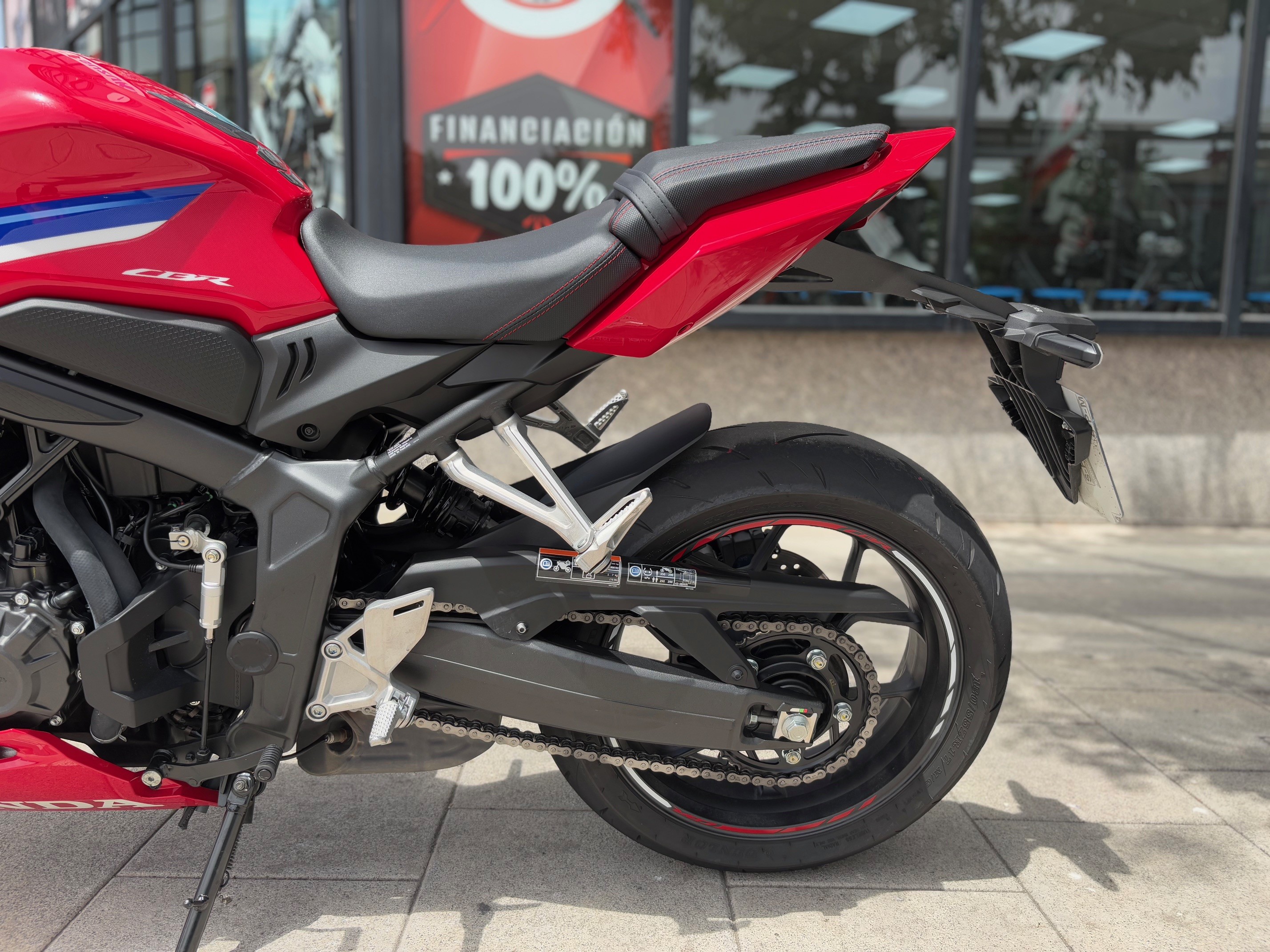 HONDA CBR 650 R E-CLUTCH AÑO 2024 CON...