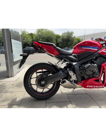 HONDA CBR 650 R E-CLUTCH AÑO 2024 CON 2.799 KM.