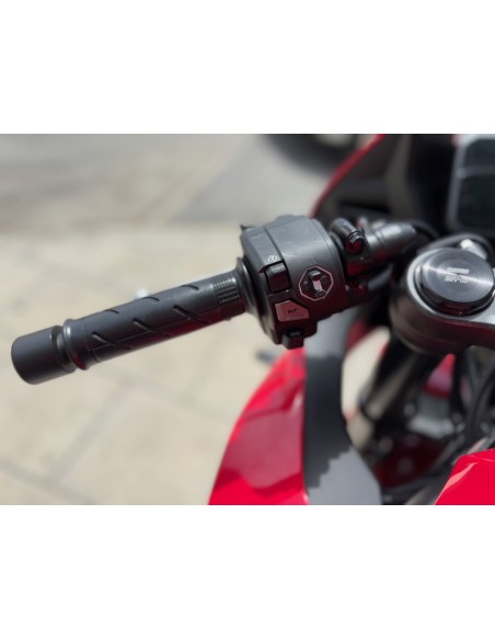 HONDA CBR 650 R E-CLUTCH AÑO 2024 CON 2.799 KM.