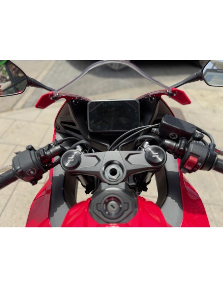 HONDA CBR 650 R E-CLUTCH AÑO 2024 CON 2.799 KM.